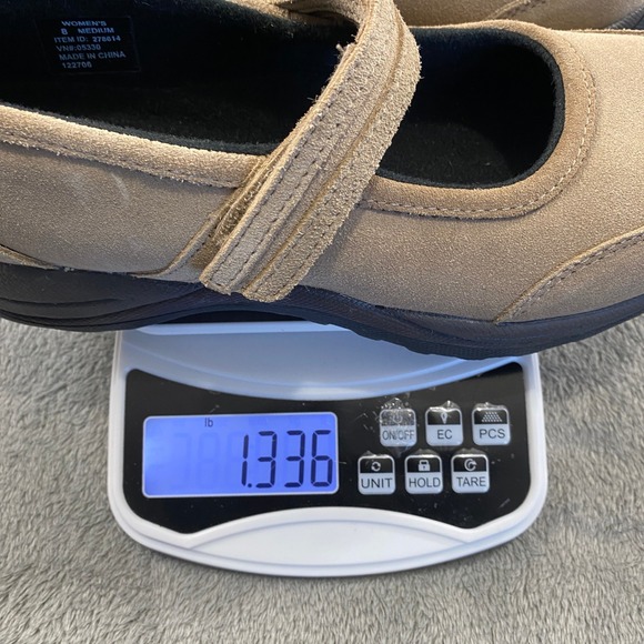 L.L. Bean Mary Jane Shoes Womens 8 Tan Suede Hook Loop 278614 Comfort Trail - Picture 10 of 10